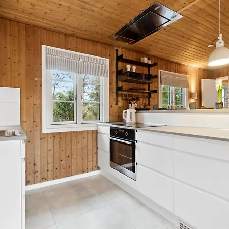Holiday home Smilla - 300m From The Sea In Bornholm By Interhome Nexo